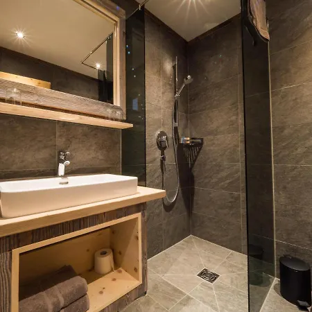 Appartement Almhittn - Luxus Finkenberg