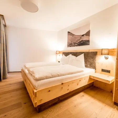 Almhittn - Luxus Apartament *